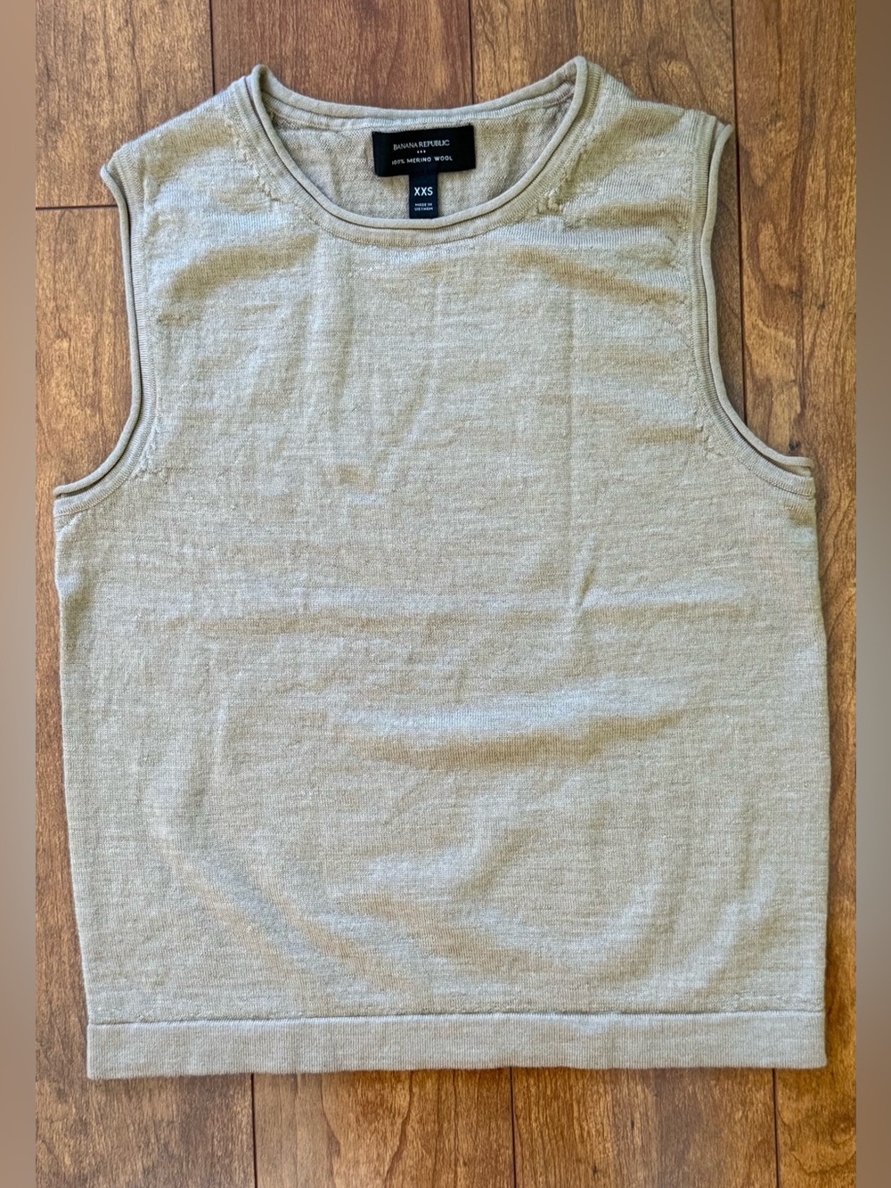 Banana Republic 100% Merino Wool Sleeveless Sweater Top - Tan XXS